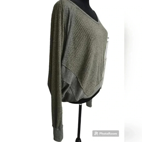 Free People We The Free Santa Clara Green V Neck Ribbed Thermal Top Size Small - Picture 7 of 8